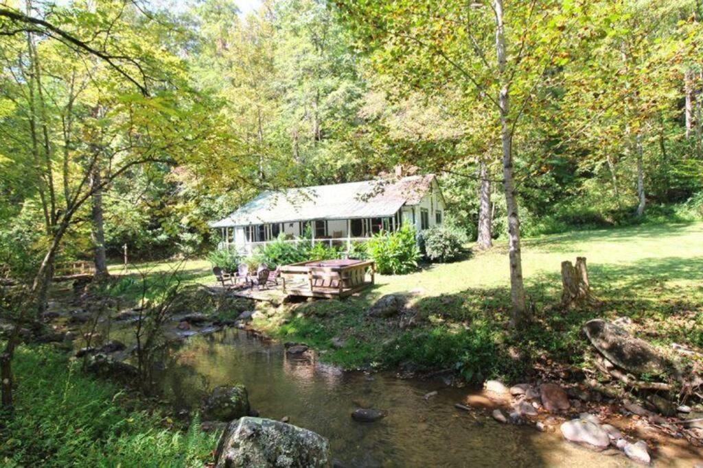 הוילה ברייסון סיטי Creekside 1920'S Farmhouse מראה חיצוני תמונה
